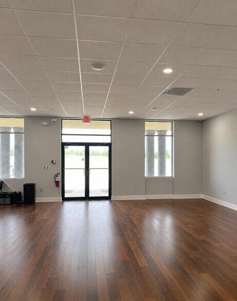 More Photos Of 1750 Longleaf Blvd, Lake Wales Warehouse For Sale