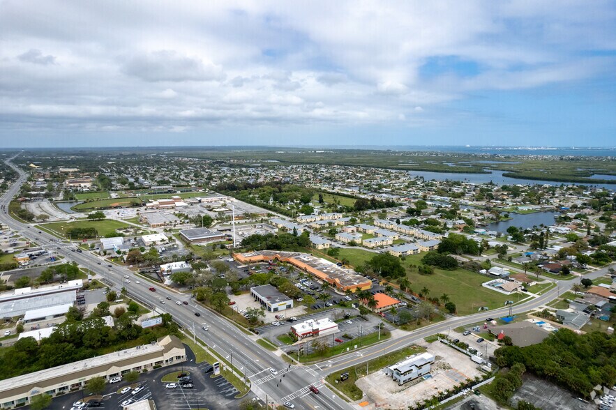More Photos Of 950 N Courtenay Pky, Merritt Island Unknown For Lease