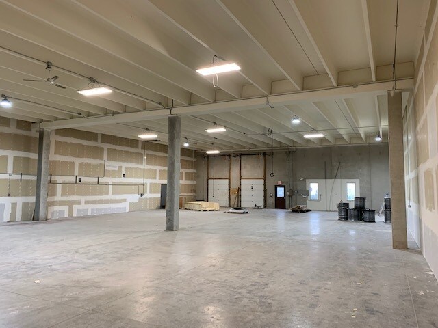 More Photos Of 8296 Commerce Pky, Chippewa Falls Warehouse For Lease