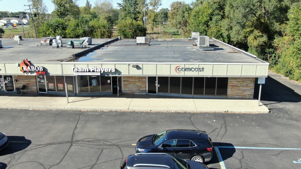 More Photos Of 51067-51083 Mound Rd, Shelby Township Unknown For Lease