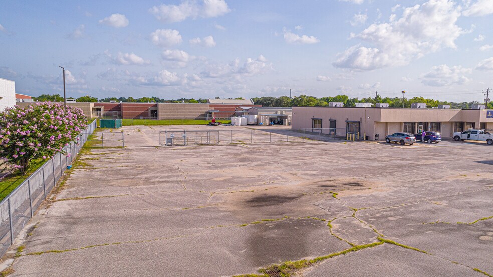 More Photos Of 12455 Beechnut St, Houston Land For Sale