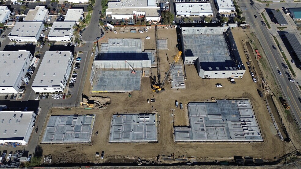 More Photos Of 530 Birch St, Lake Elsinore Manufacturing For Sale