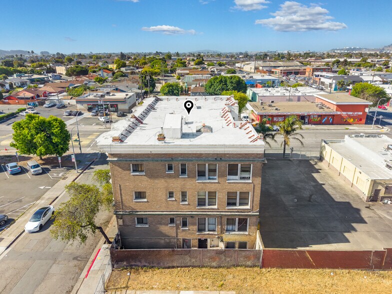 More Photos Of 315 25th St, Richmond Apartments For Sale