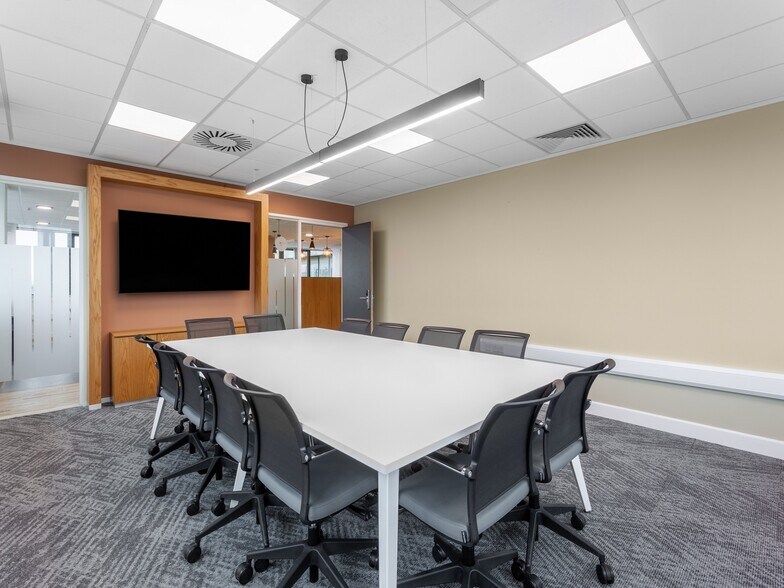 More Photos Of 84 Salop St, Wolverhampton Coworking Space