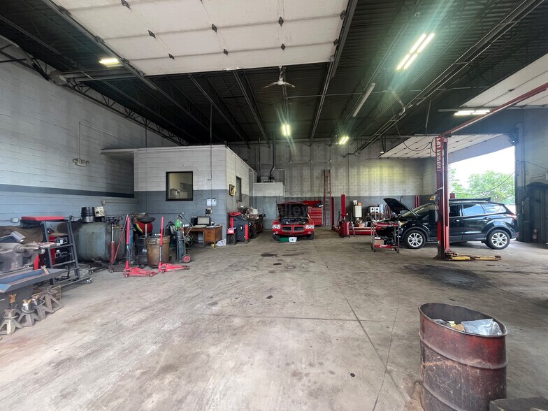 More Photos Of 2360 E Waterloo Rd, Akron Industrial For Sale