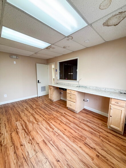 More Photos Of 115 S Munford St, Covington Medical For Sale