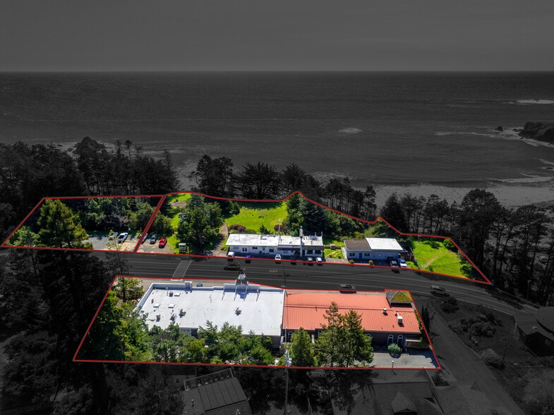 More Photos Of 35507 S Highway 1, Gualala Storefront Retail Office For Sale