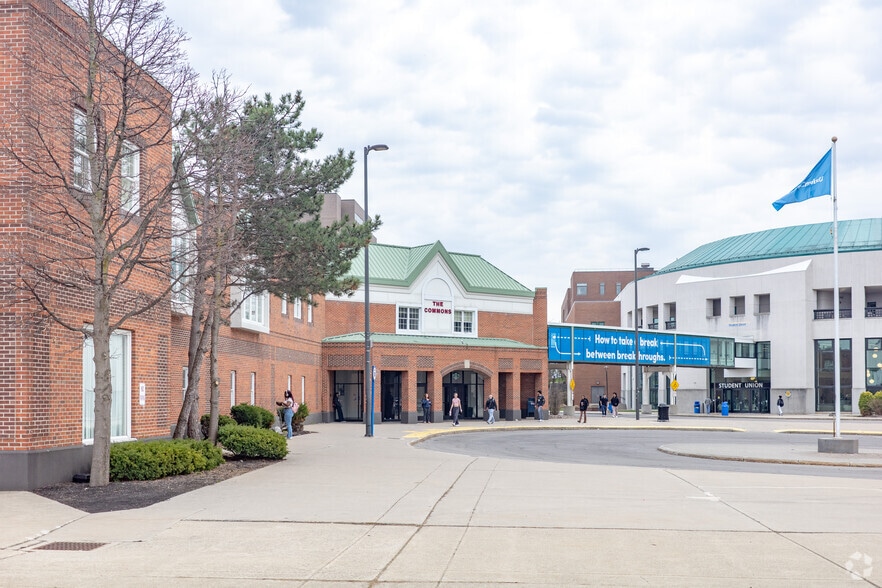Primary Photo Of 510-520 Lee Entrance, Amherst Restaurant For Lease