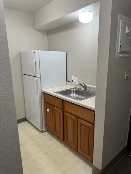 More Photos Of 509 10th Ave., Cambridge Apartments For Sale