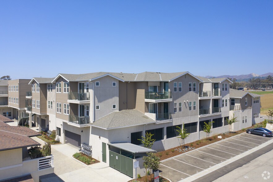 More Photos Of 11114 Darling Rd, Ventura Apartments For Lease