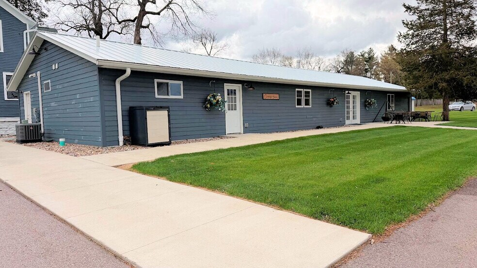 More Photos Of 3884 S Gillette Dr, Wisconsin Dells Lodge Meeting Hall For Sale