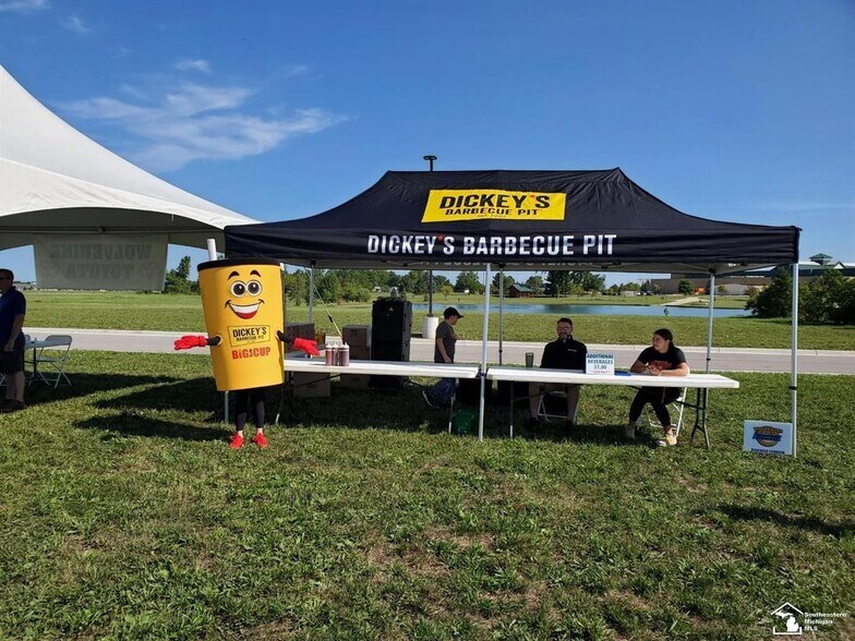 More Photos Of 102 Cabela Suite E, Dundee Specialty For Sale