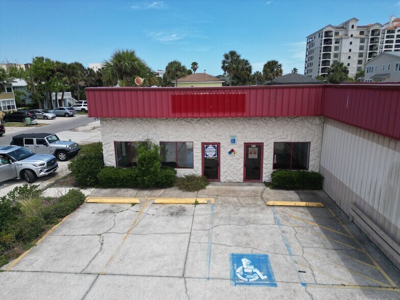 More Photos Of 815 S 3rd St, Jacksonville Beach Auto Repair For Lease