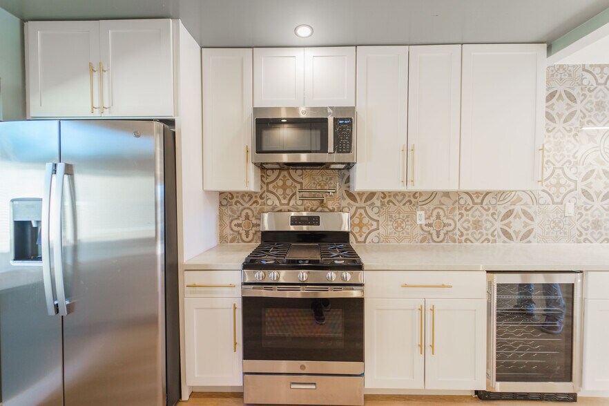 More Photos Of 4518-4524 Kansas St, San Diego Apartments For Sale