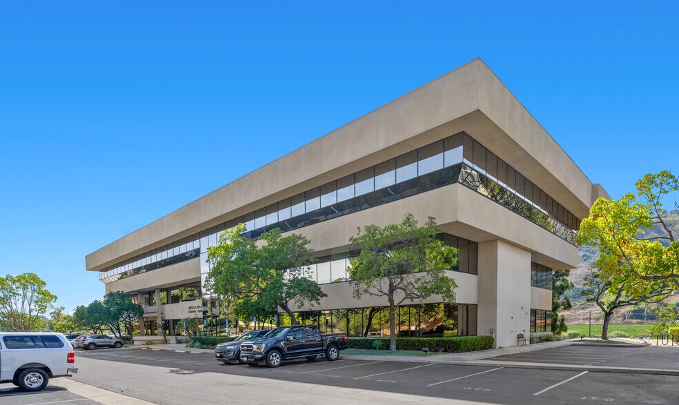 More Photos Of 4747 Morena Blvd, San Diego Office For Lease