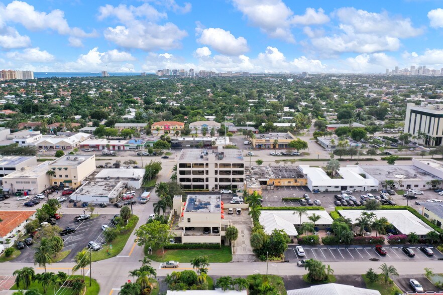More Photos Of 2691 E Oakland Park Blvd, Fort Lauderdale Office Residential For Lease