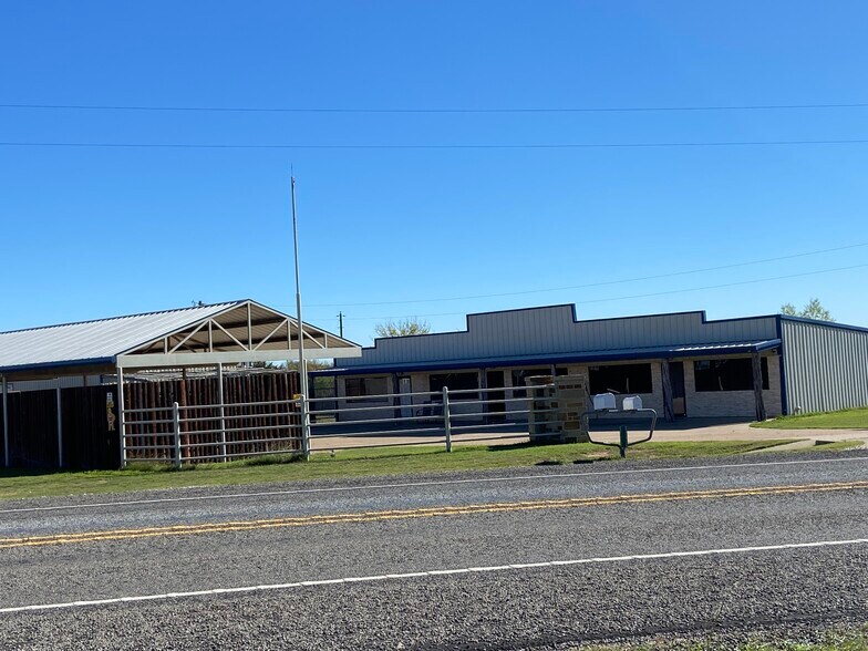 More Photos Of 5778 FM 933, Whitney Flex For Lease