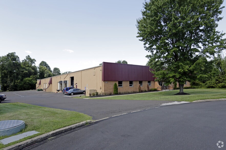 Primary Photo Of 1690 Republic Rd, Huntingdon Valley Warehouse For Lease