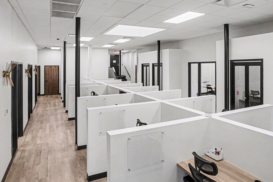 More Photos Of 2701 7th Ave S, Birmingham Freestanding For Lease