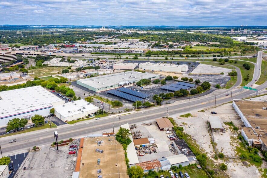 More Photos Of 2735 Austin Hwy, San Antonio Office For Sale