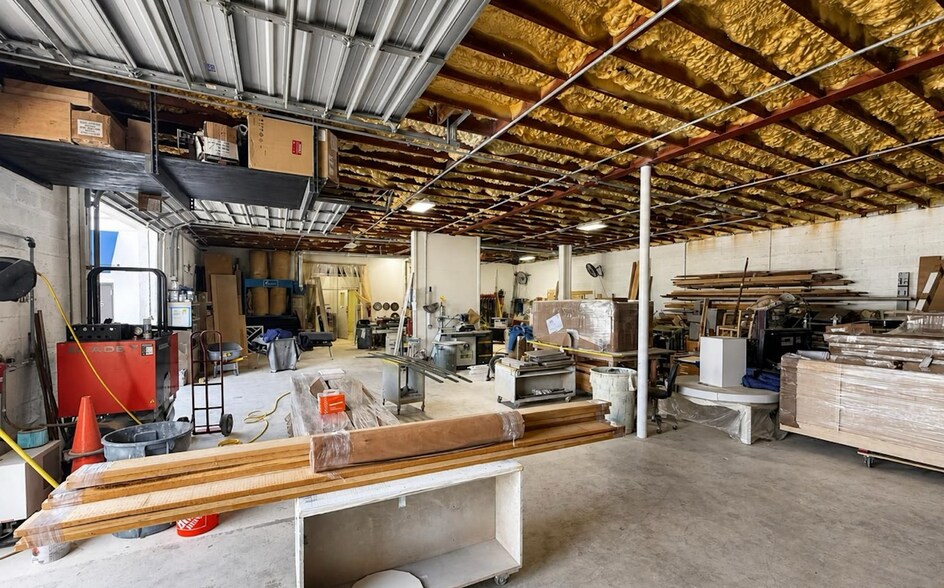 More Photos Of 5001 Georgia Ave, West Palm Beach Manufacturing For Sale
