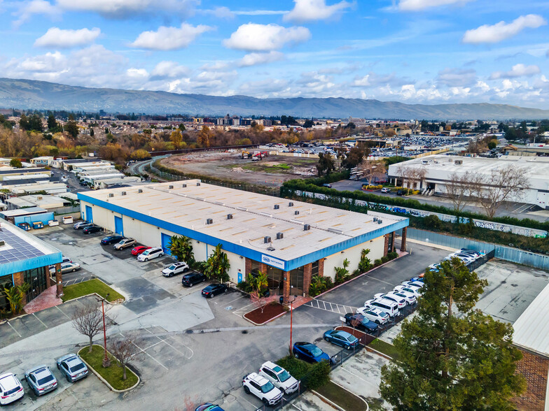 Primary Photo Of 894 Faulstich Ct, San Jose Warehouse For Sale