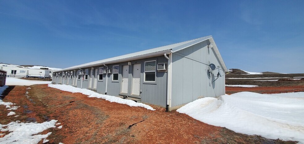 More Photos Of 2046 125th Ave, Watford City Apartments For Sale
