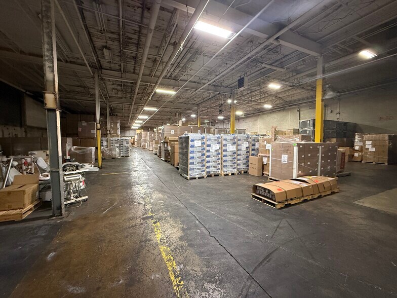 More Photos Of 1140 Hayden St, Fort Wayne Warehouse For Sale