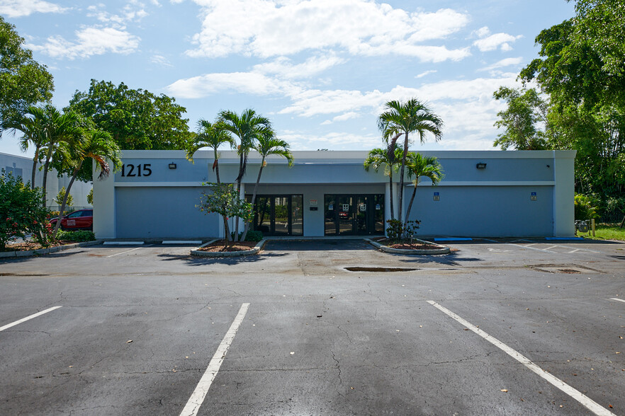 Primary Photo Of 1215 Wallace Dr, Delray Beach Office For Lease