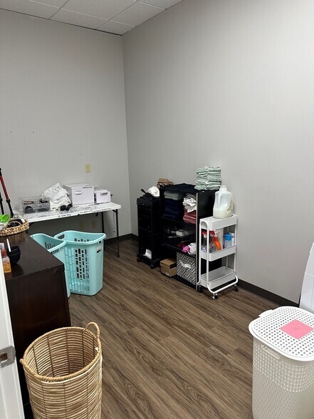 More Photos Of 5879-5891 S Transit Rd, Lockport Storefront For Lease