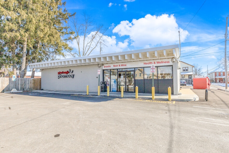 Primary Photo Of 1380 S Fourth St, Columbus Drugstore For Sale