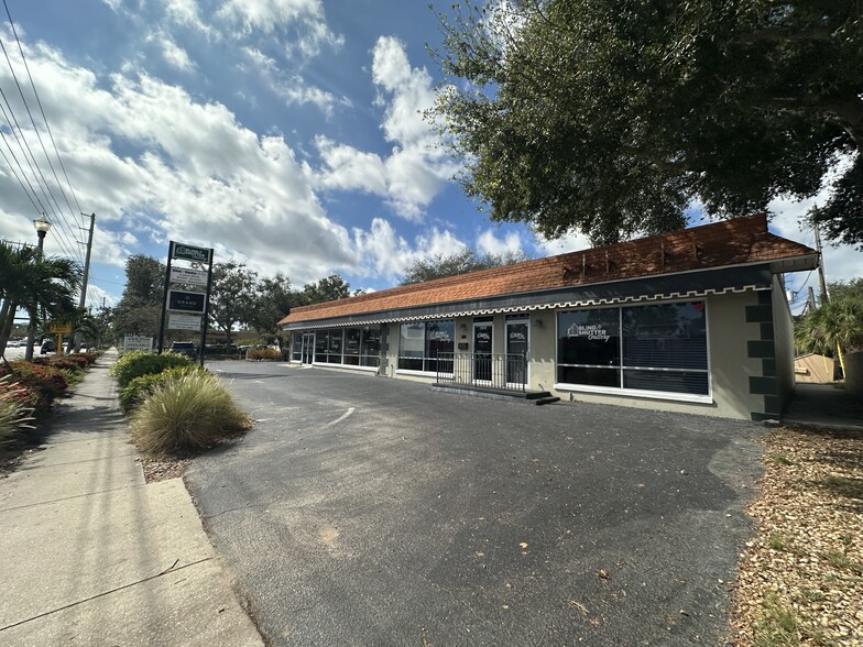 Primary Photo Of 2600-2620 4th St N, Saint Petersburg Freestanding For Lease