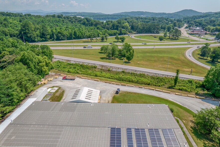 More Photos Of 801 Larry Byrd Rd, Kingston Light Distribution For Sale