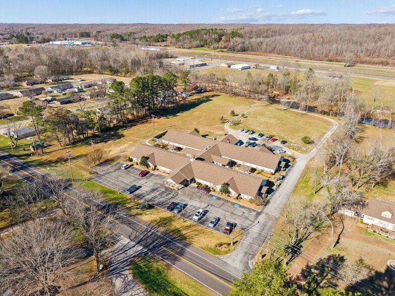 More Photos Of Main Street, Waverly Healthcare For Sale