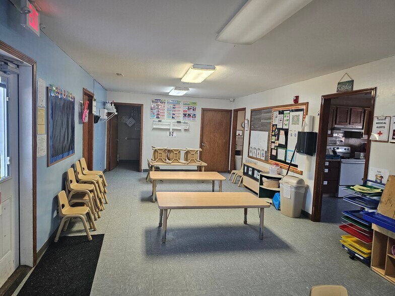 More Photos Of 210 E Fields Blvd, El Dorado Springs Schools For Sale