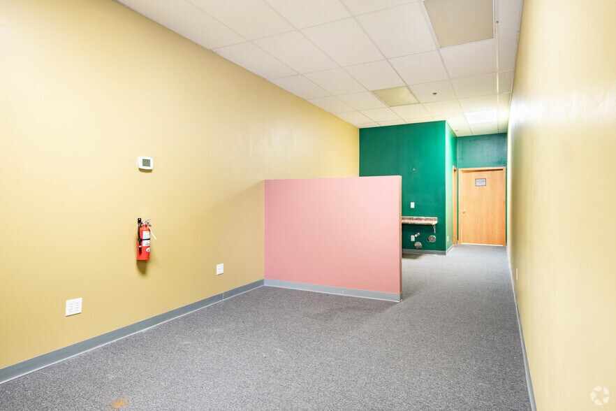 More Photos Of 2024-2050 S Stoughton Rd, Madison General Retail For Sale