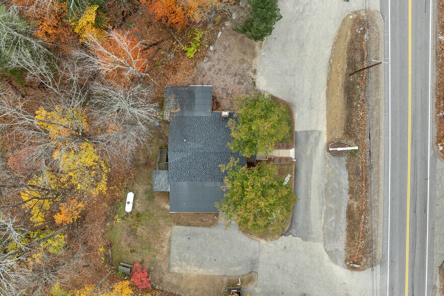 More Photos Of 136 Daniel Webster Hwy, Meredith General Retail For Sale