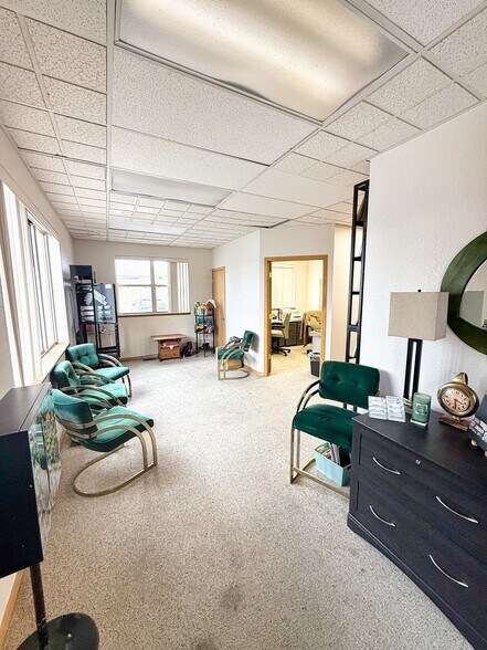 More Photos Of 1505 N Lincoln Ave, Loveland Storefront Retail Office For Sale