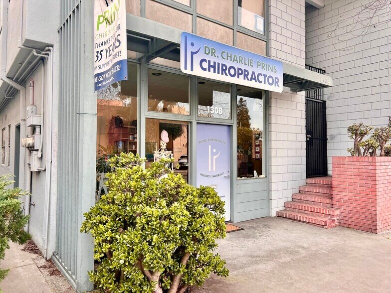 More Photos Of 1306-1308 Solano Ave, Albany Medical For Lease