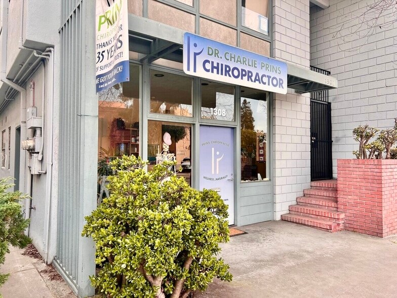 More Photos Of 1306-1308 Solano Ave, Albany Medical For Lease