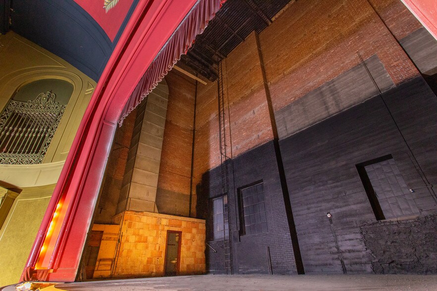 More Photos Of 401-411 N Main St, Pueblo Movie Theatre For Sale