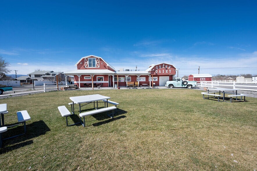More Photos Of 581 29 Rd, Grand Junction General Retail For Sale