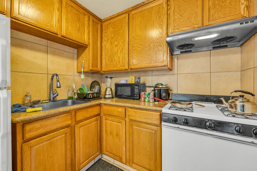 More Photos Of 1721 U St, Sacramento Apartments For Sale