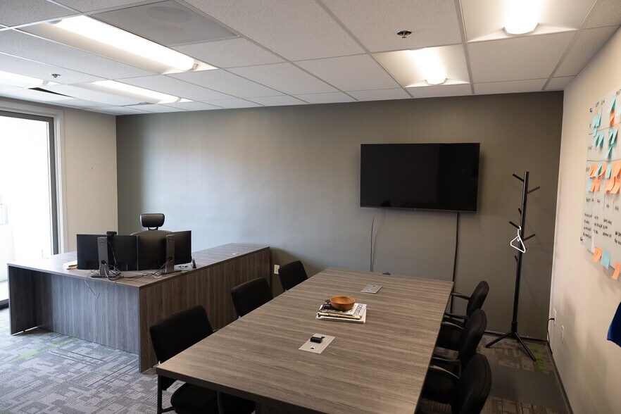 More Photos Of 416 B St, Santa Rosa Office For Sale