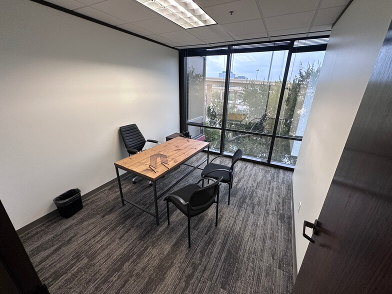 More Photos Of 12801 N Central Expy, Dallas Office For Lease