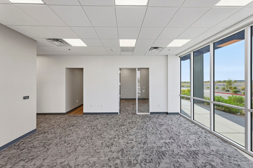 More Photos Of 6459 S Sossaman Rd, Mesa Warehouse For Lease