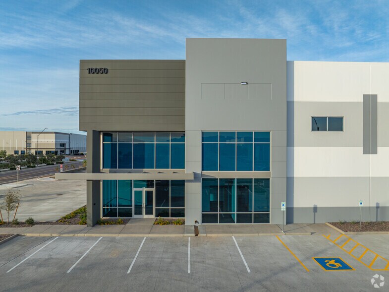 More Photos Of 101st Ave & Van Buren St, Avondale Warehouse For Sale