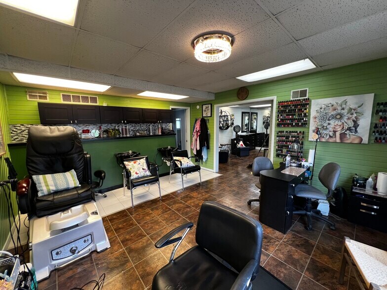 More Photos Of 531 Old State Route 74, Cincinnati General Retail For Sale
