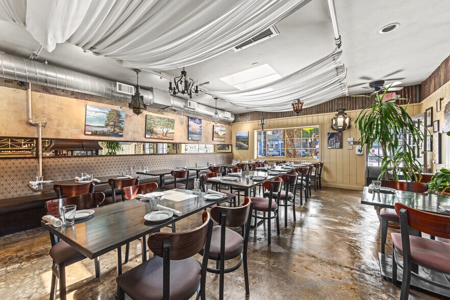 More Photos Of 2879 Grand Ave, Los Olivos Storefront For Sale