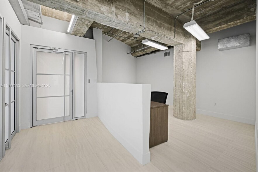 More Photos Of 605 Lincoln Rd, Miami Beach Office Residential For Sale
